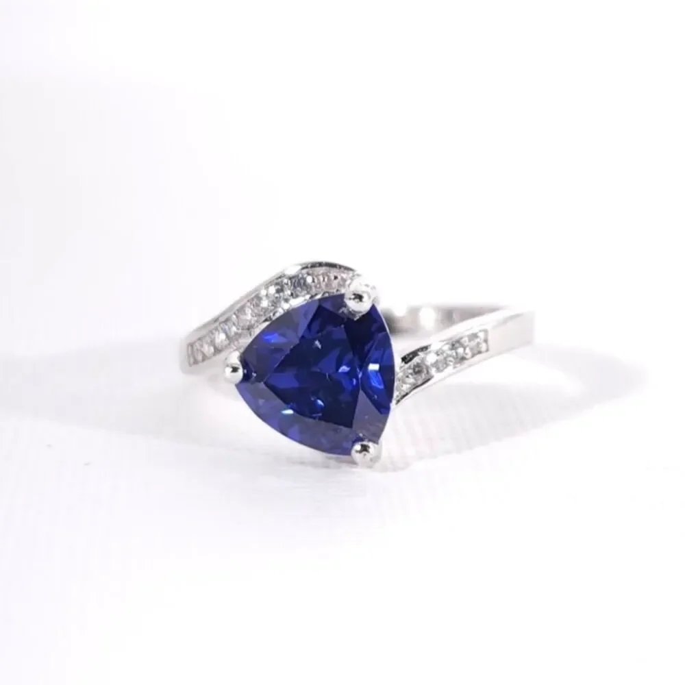 Tanzanite 3.4 Carats Ring Sterling Silver Size 6.75